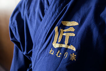 眠りの専門家が作る枕　手作り天然素材　いびき寝返り問題解決